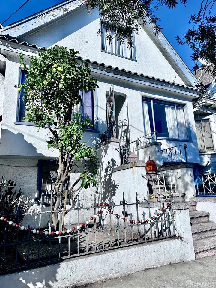 Property Photo: 1231 Silver Avenue CA 94134