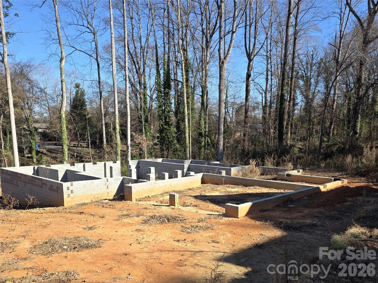 Property Photo:  432 Country Club Court  NC 28150 