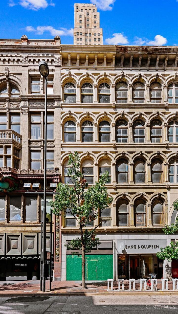 Property Photo:  8 W Fourth Street  OH 45202 