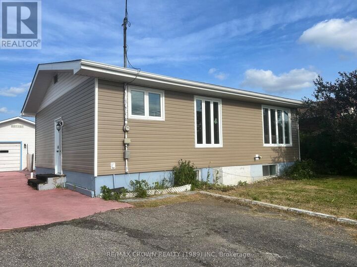 Property Photo: 80 Brunelle Road South ON P5N 2T5
