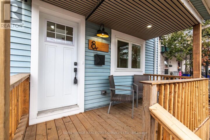 Property Photo:  8 Whitfield Avenue  ON L8L 4B4 