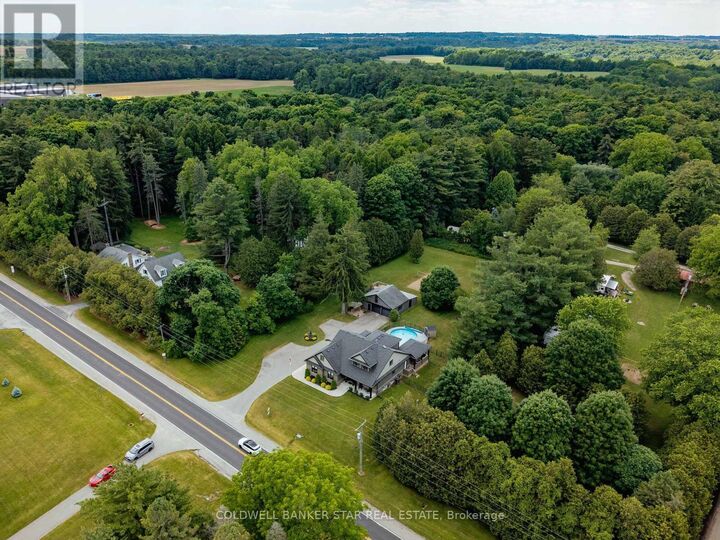 Photo de la propriété: 8037 Springwater Road ON N5H 2R4