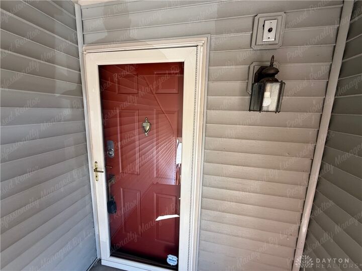 Property Photo:  1147 Captains Bridge  OH 45458 