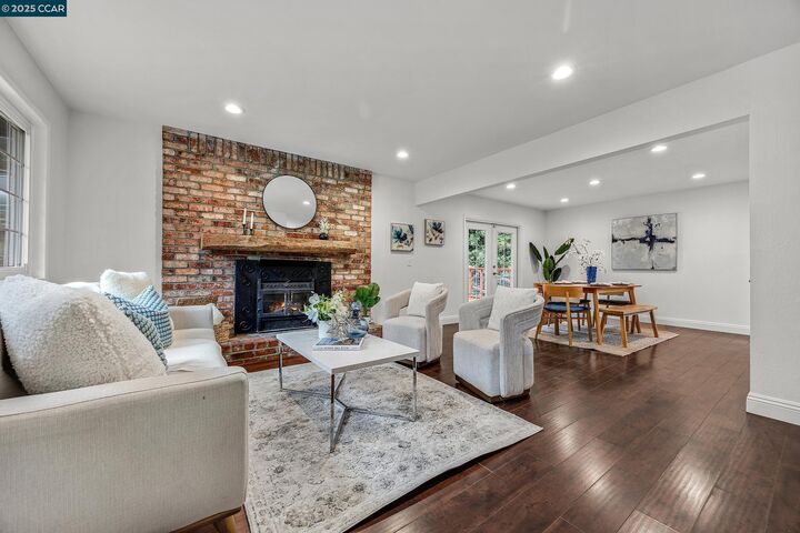 Property Photo: 971 W Green St CA 94553