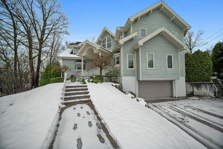 Property Photo: 298 Niagara Pointe Drive PA 16507