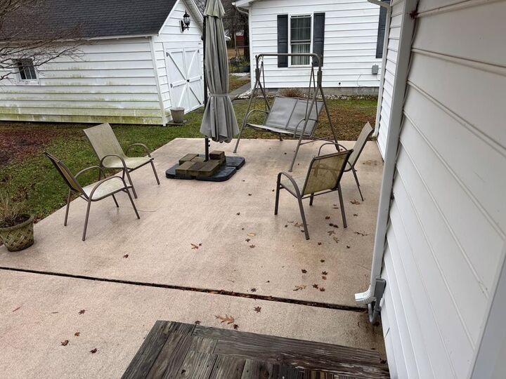 Property Photo: 4160 Hadlock Rd VA 23350