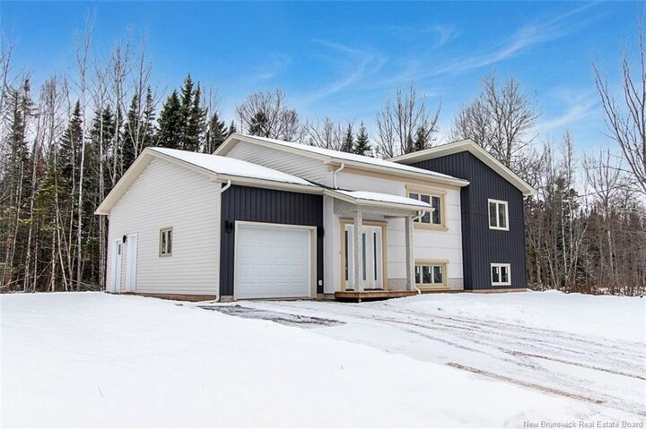 Property Photo:  38 Miller Avenue  NB E4J 2N1 