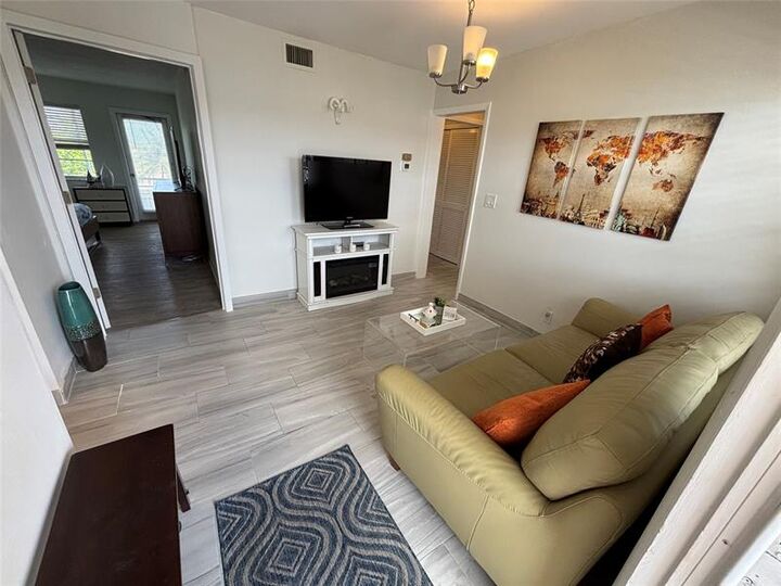 Property Photo: 4310 NW 12th Ct 308 FL 33313