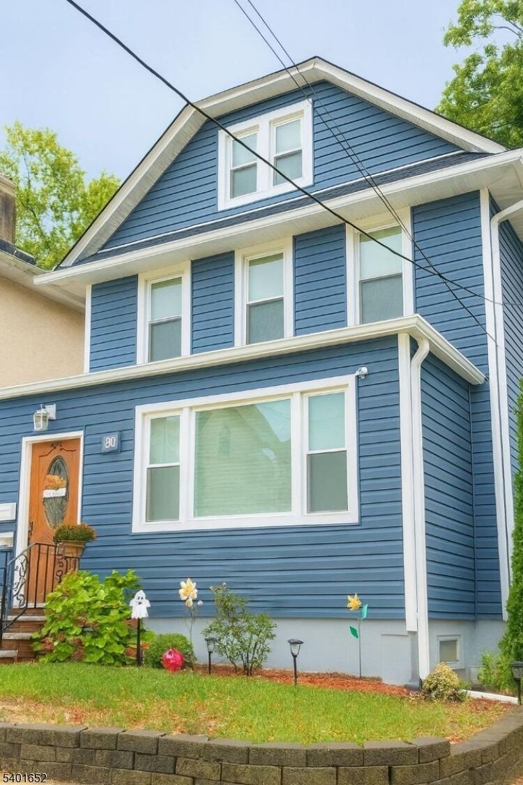 Property Photo:  38 Hill St  NJ 07603 