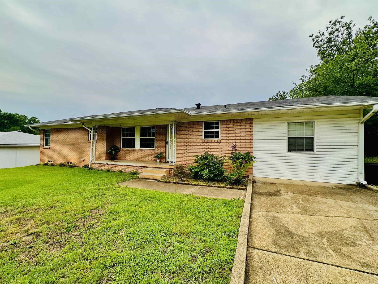 Property Photo:  912 Success  TX 75644 
