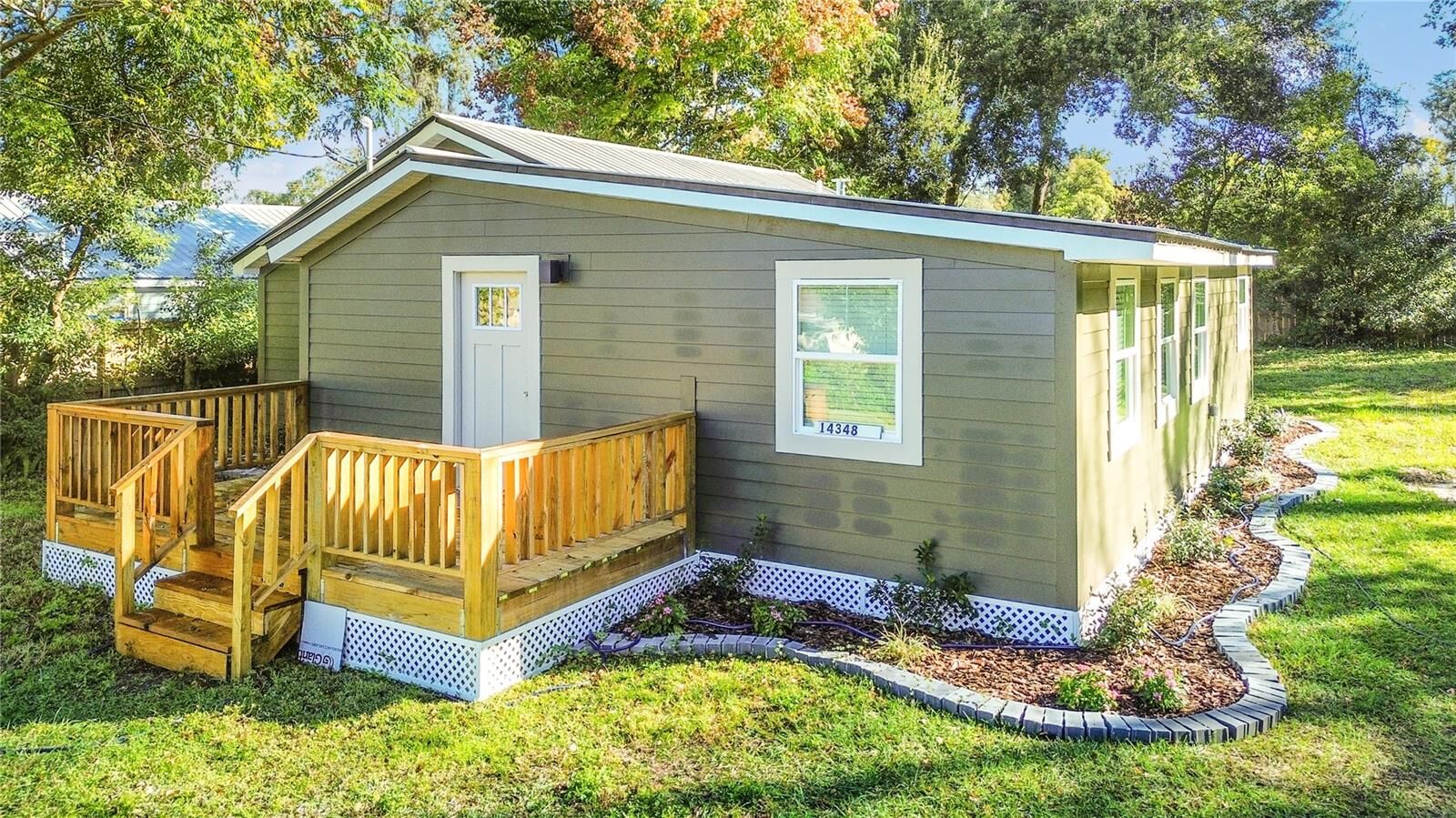 Property Photo: 14348 Graham Street FL 33523