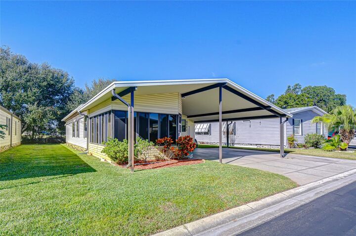 Property Photo:  3111 Hickory Drive  FL 33543 