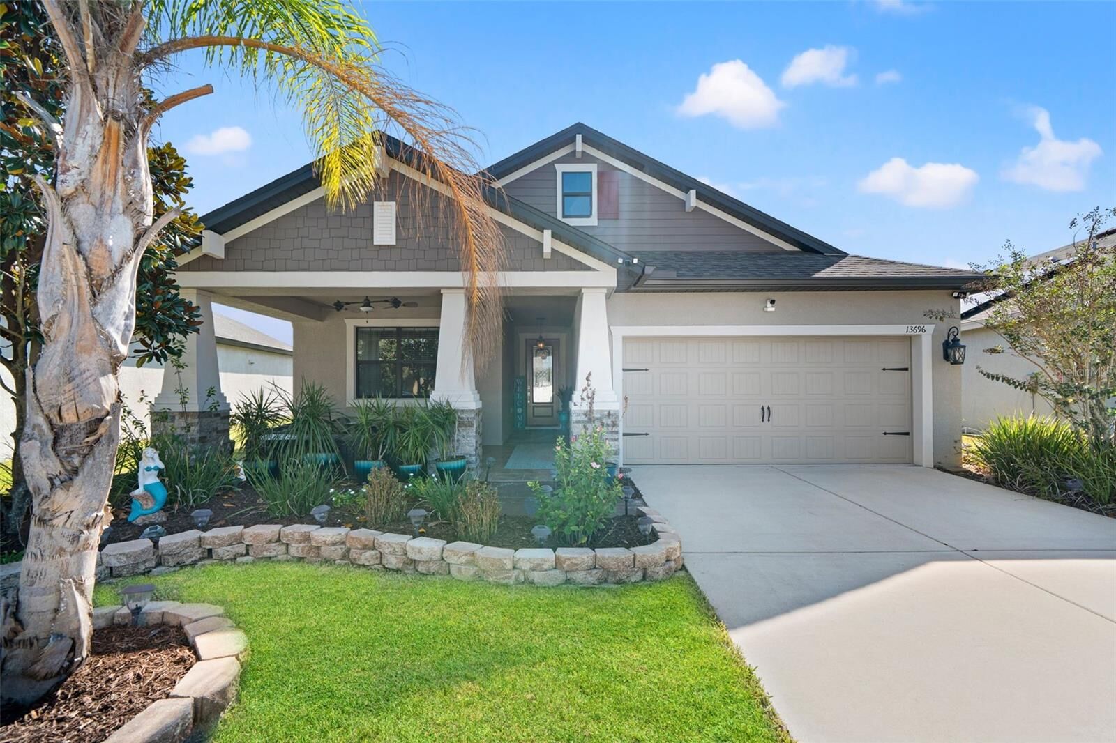 Property Photo: 13696 Garden Hills Drive FL 34609