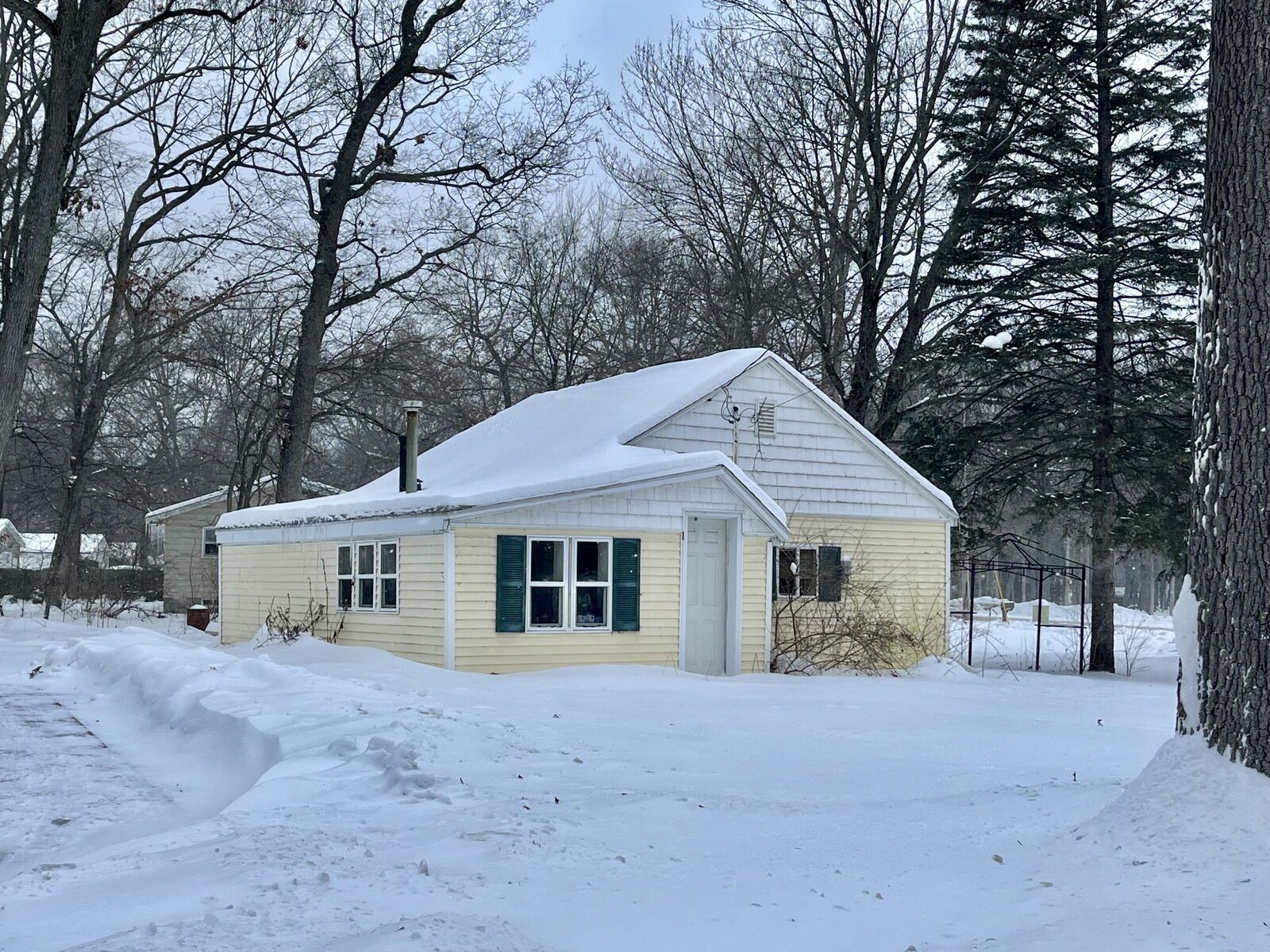 Property Photo:  14894 Groesbeck Street  MI 49417 