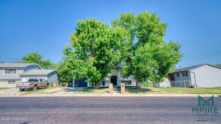 Property Photo:  102 Overland Trl -  WY 82716 