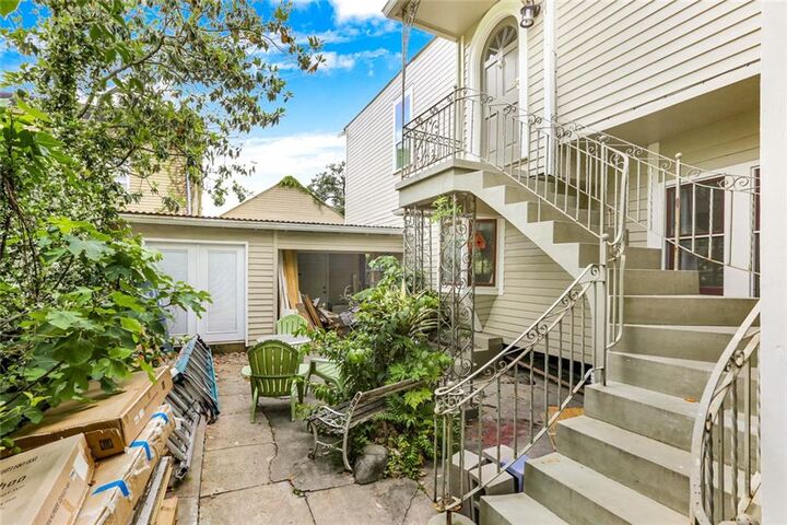 Property Photo: 1818 Esplanade Avenue 1B LA 70116