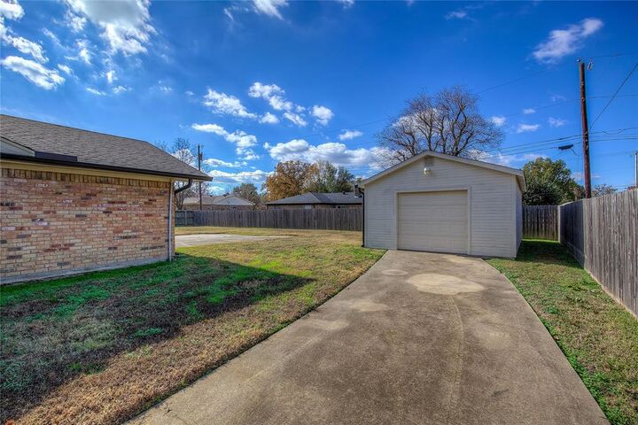 Property Photo:  209 Myndi Circle  TX 75482 