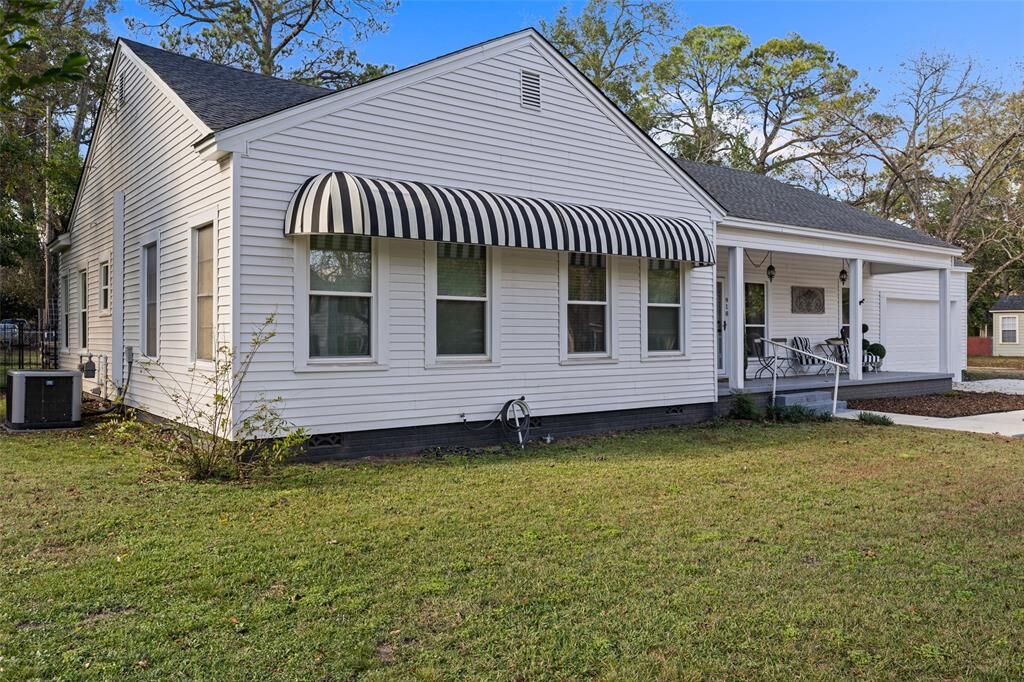 Property Photo:  918 N Montgomery Street  TX 75644 