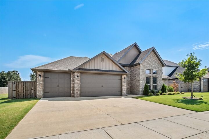 Property Photo: 230 Bequette Lane AR 72719