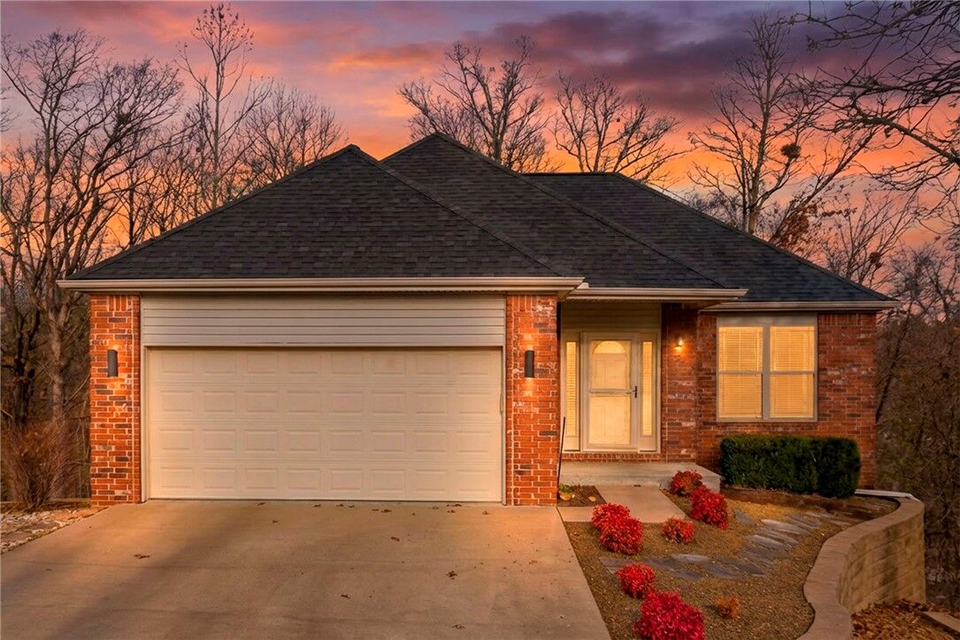 Property Photo:  23 Harrington Drive  AR 72714 