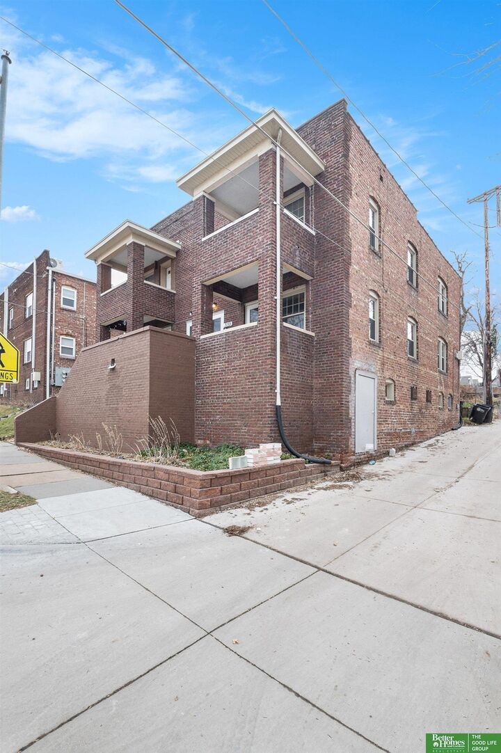 Property Photo: 3155 Jackson Street NE 68105