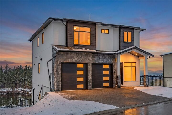 Property Photo:  1136 Hume Avenue  BC V1P 1S3 