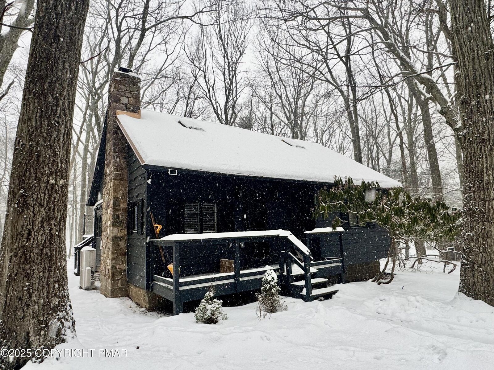 Property Photo: 24 Split Rock Road PA 18624