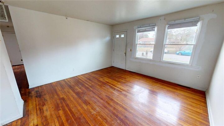 Property Photo:  1003 Warfield Dr  VA 23701 