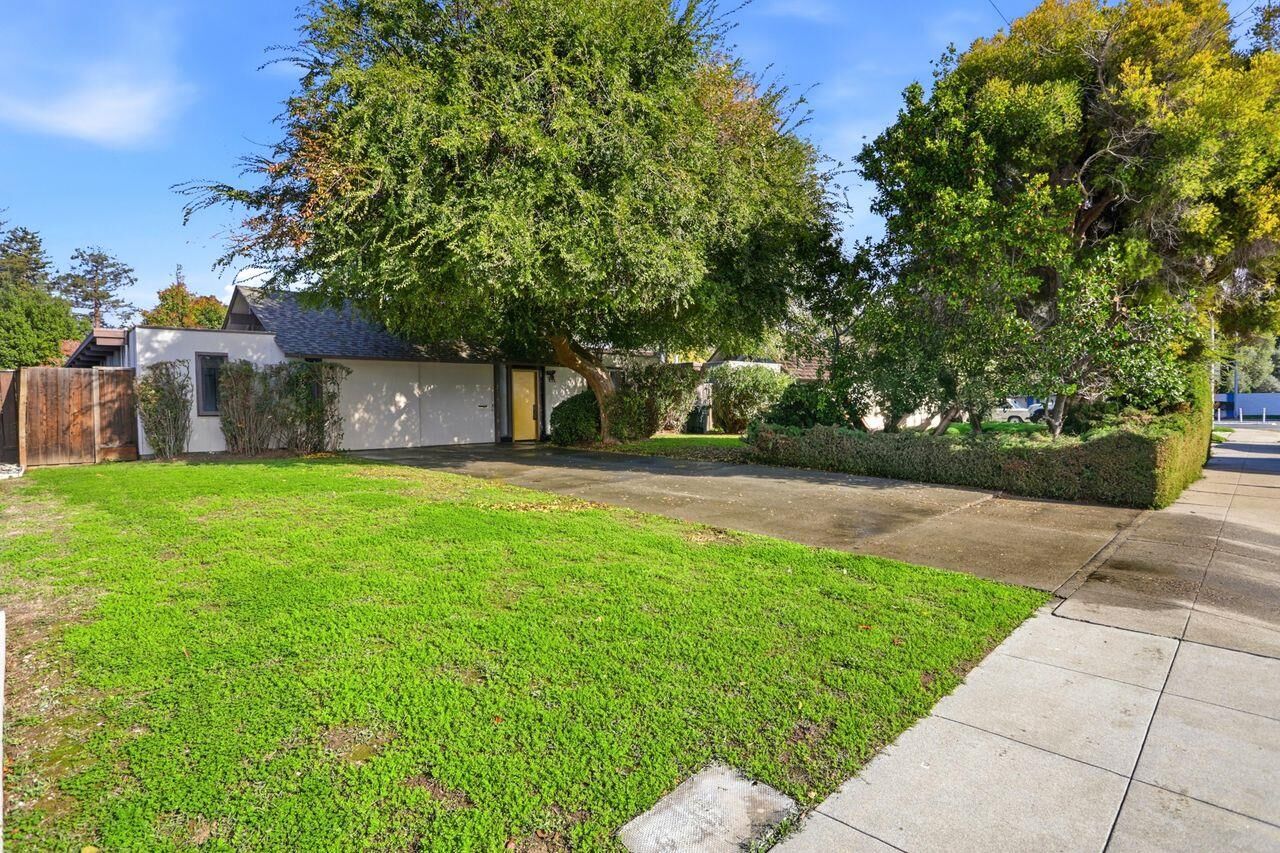 Property Photo: 827 Cumberland Drive CA 94087