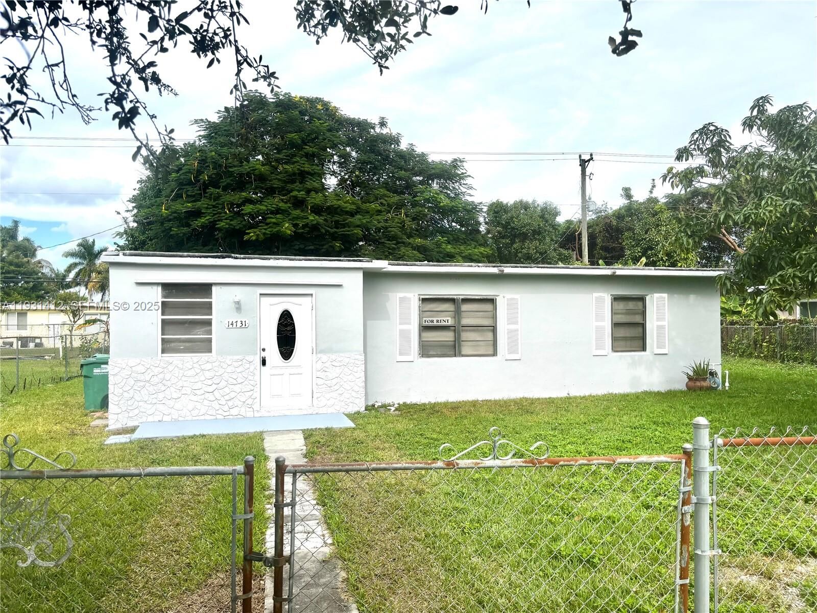 Property Photo: 14731 Harding Ln - FL 33033