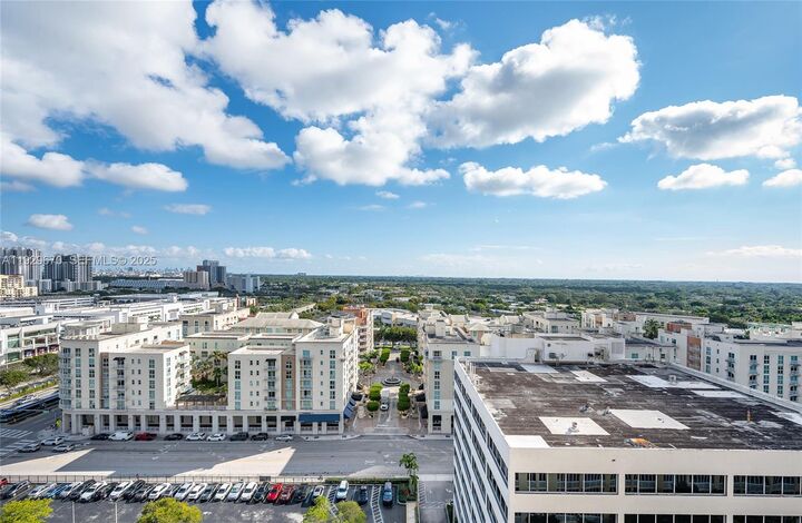 Property Photo:  7350 SW 89th St 1702S  FL 33156 