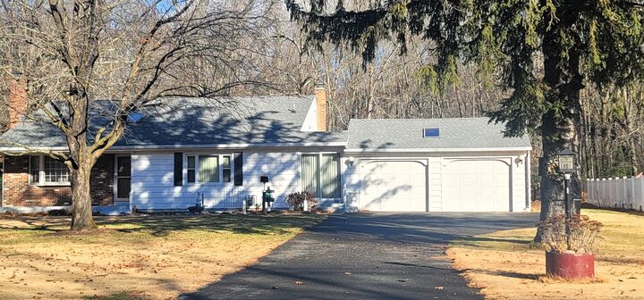 Property Photo:  560 Governors Highway  CT 06074 