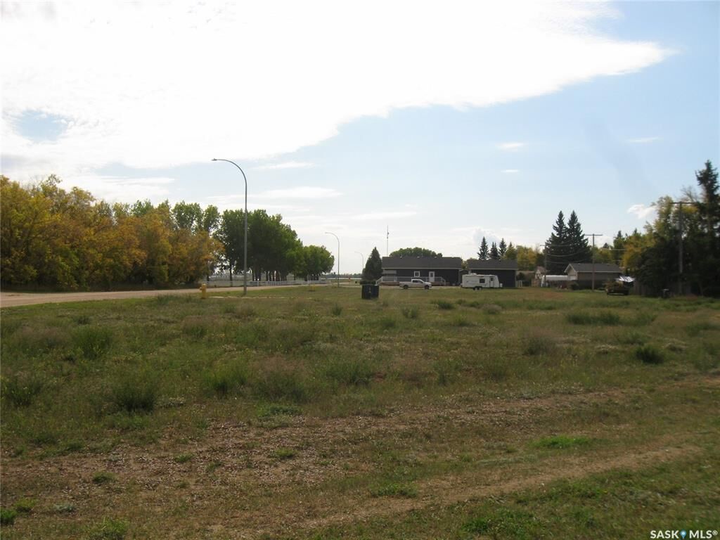 Property Photo:  715 Cory Street  SK S0K 0J0 