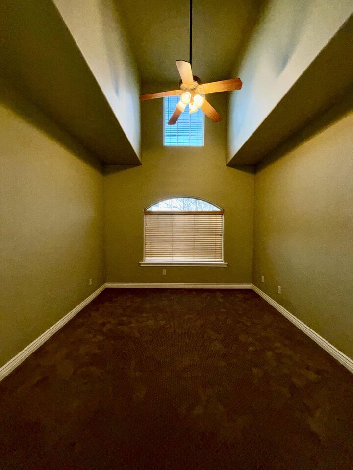 Property Photo: 1446 Spring Ct ID 83338