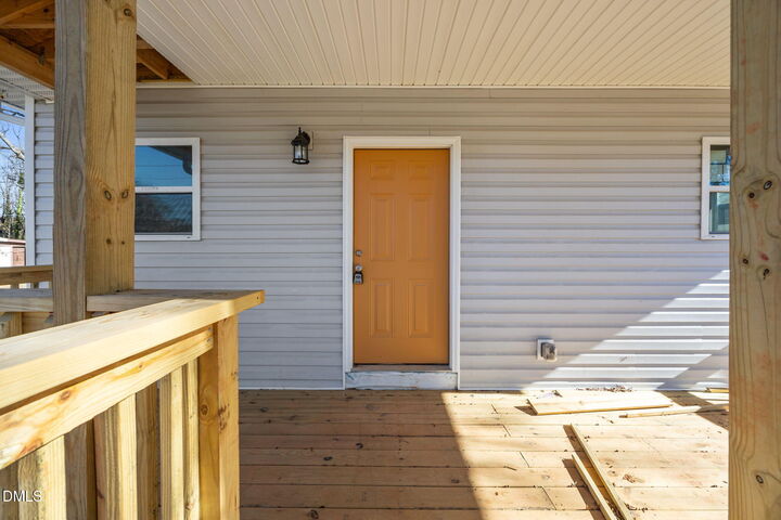 Property Photo: 1105 8th Street NC 28677