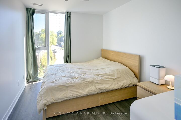 Property Photo:  185 Alberta Avenue 303  ON M6C 0A5 