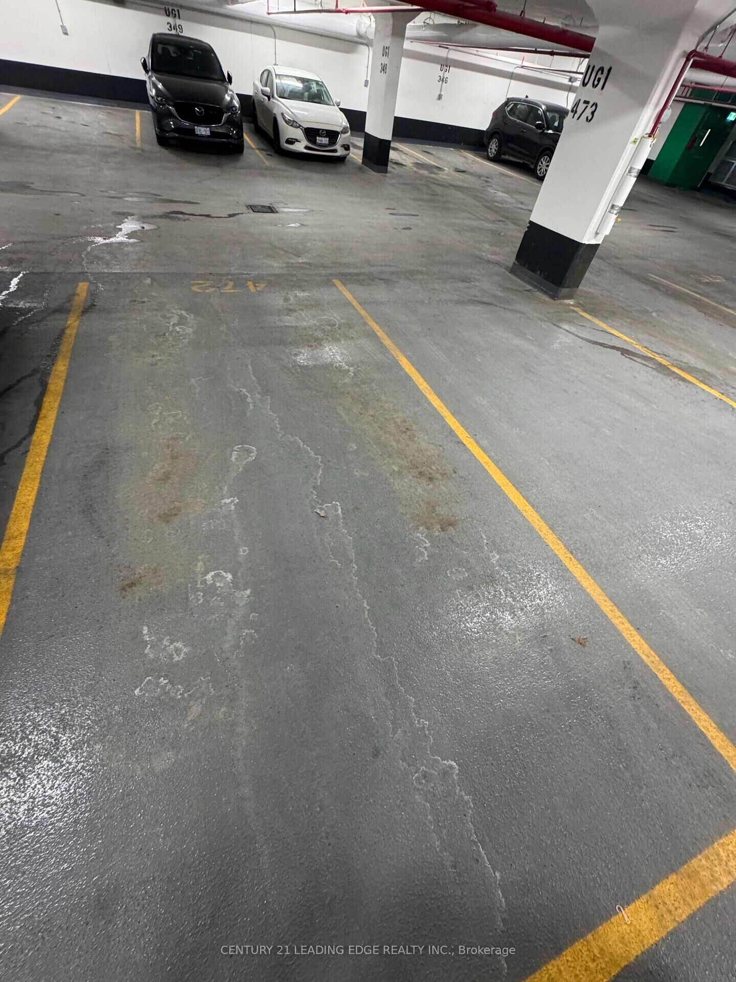 Property Photo:  2545 Simcoe Street N Parking Spot Ug1 #472  ON L1L 0W3 