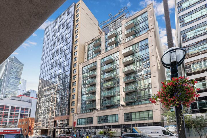 Photo de la propriété:  263 Wellington Street W 306  ON M5V 3E6 