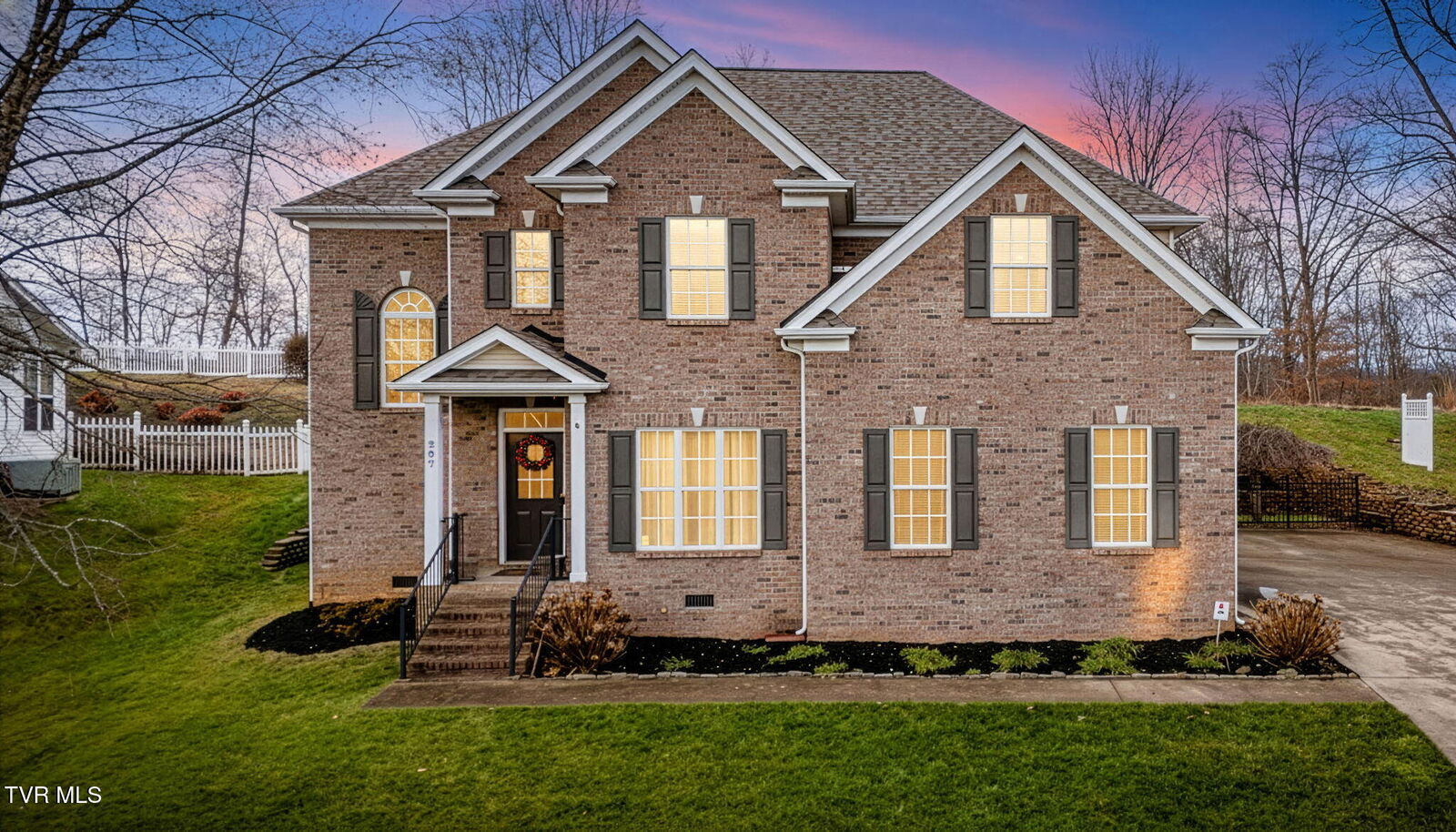 Property Photo:  207 Michaels Ridge Boulevard  TN 37615 