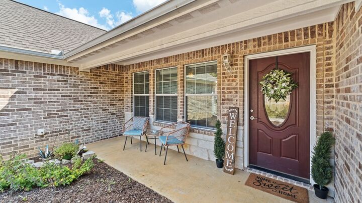 Property Photo:  708 Willow Oak Dr.  TX 75551 