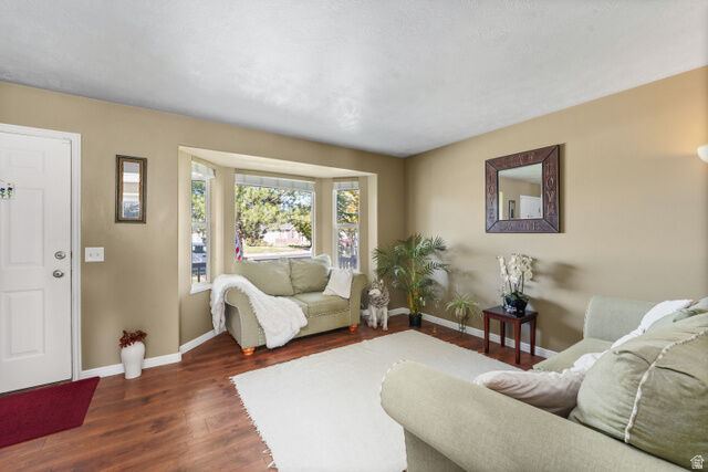 Property Photo: 62 E Fairway Dr N UT 84074