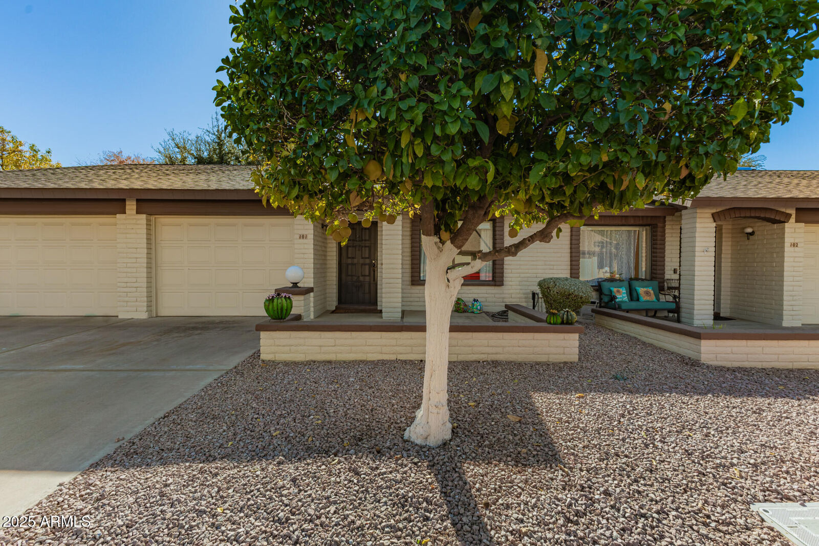 Property Photo:  2064 S Farnsworth Drive 101  AZ 85209 