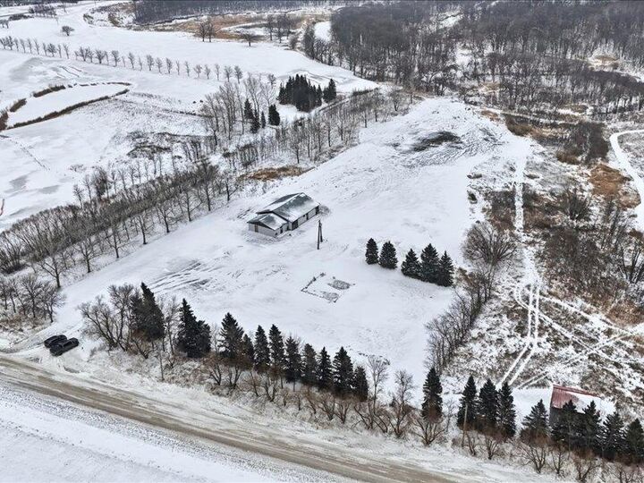 Property Photo: 30175 Lahaie Road MB R0A 1V0