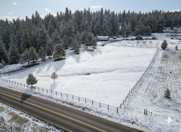 Property Photo:  25627 S Loffs Bay Rd  ID 83814 