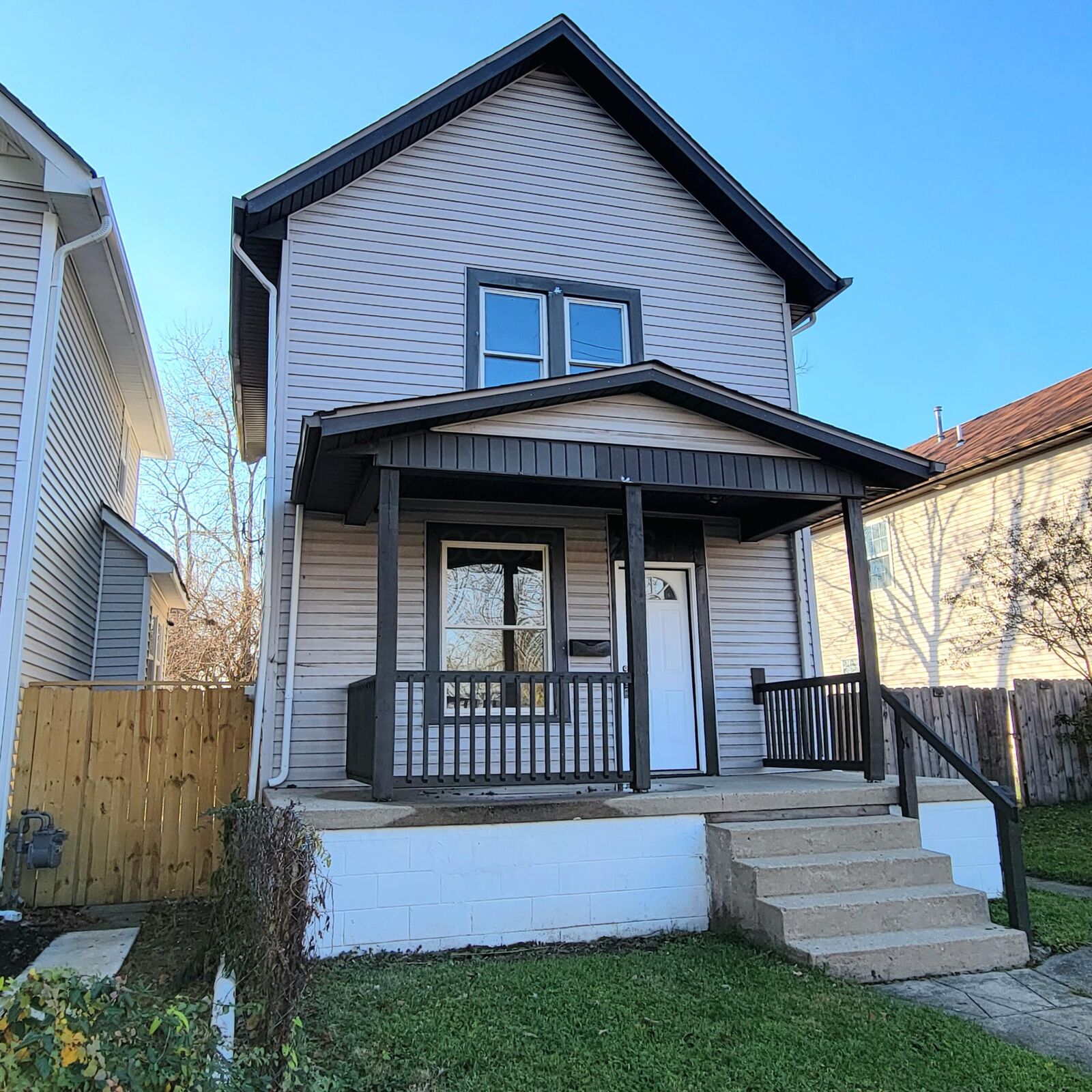 Property Photo:  221 S Highland Avenue  OH 43223 
