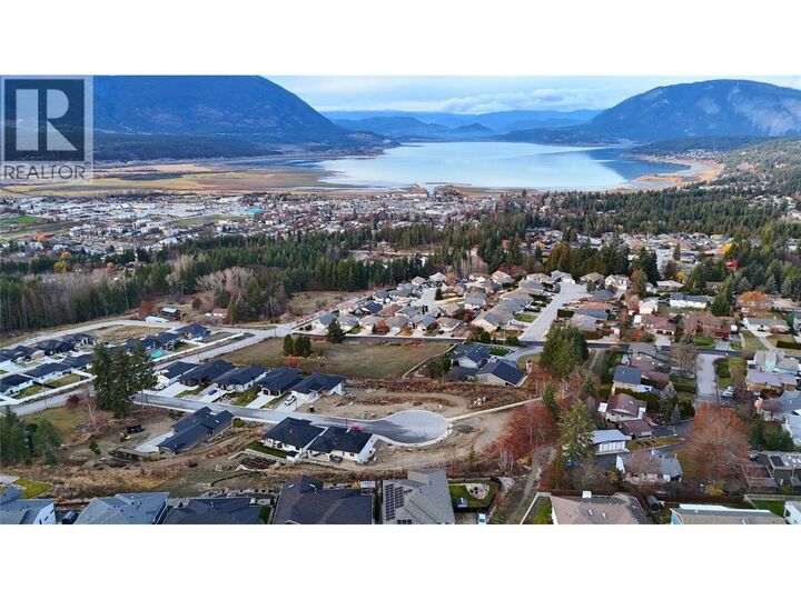 Property Photo:  1220 16 Avenue Southeast  BC V1E 2R5 