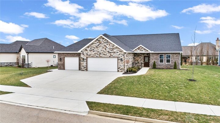 Property Photo:  1050 Rosenthal Drive  OH 45371 