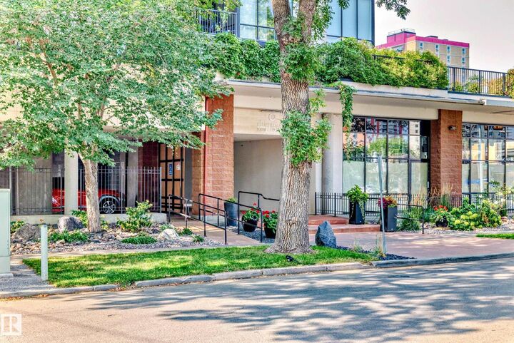 Property Photo:  10028 119 Street NW 404  AB T5K 1Y8 