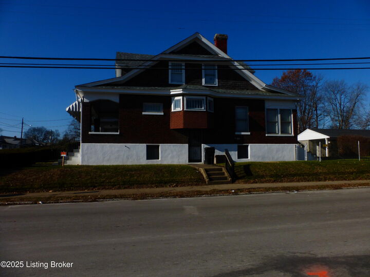 Property Photo:  4101 Vermont Ave  KY 40211 