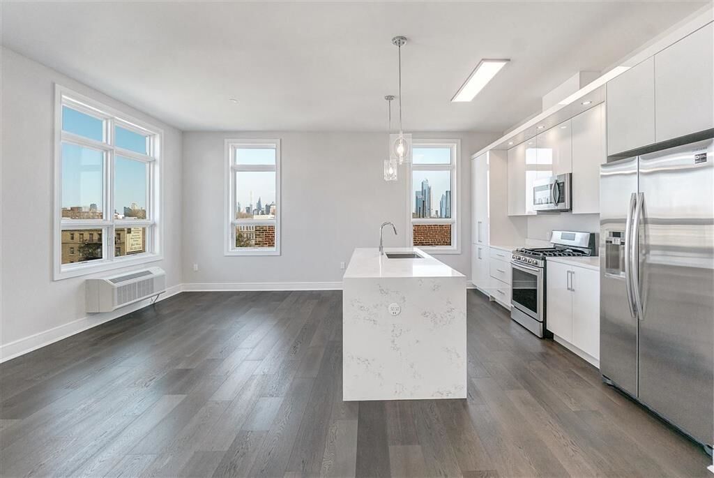 Property Photo:  119 Peter St 604  NJ 07087 